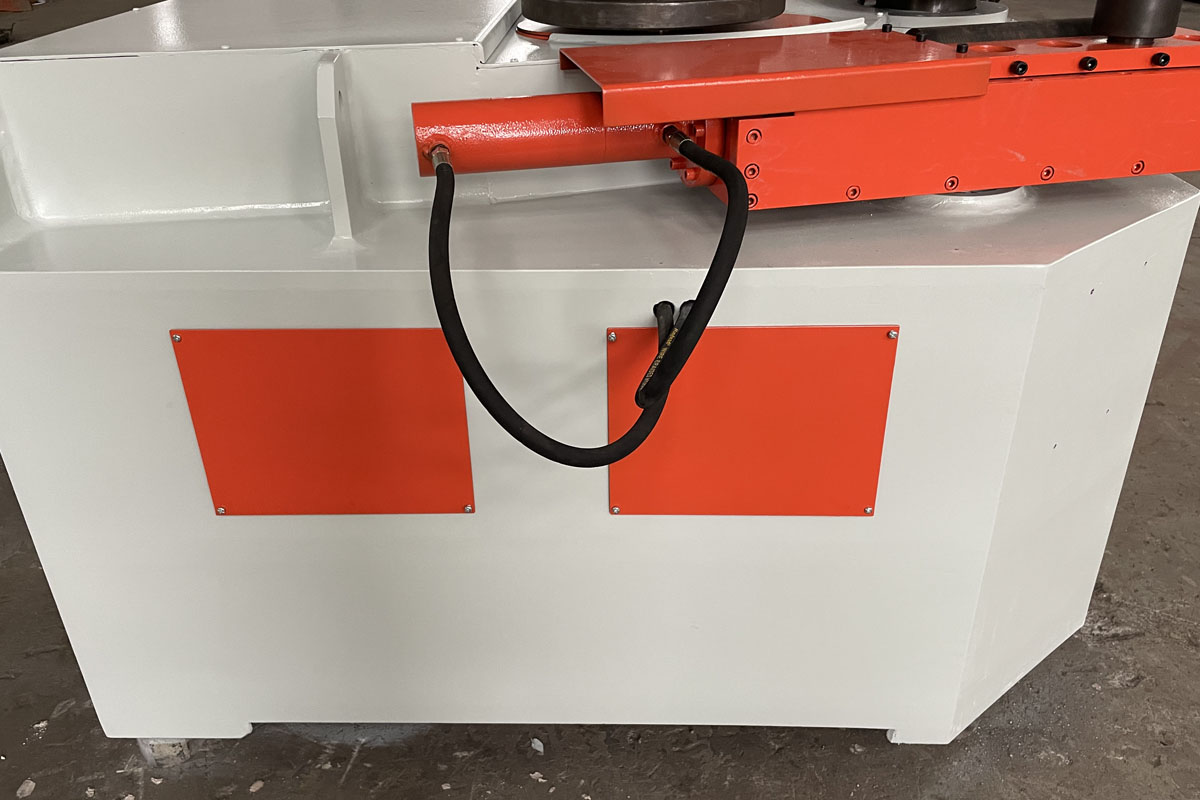 Profile bending machine: Performance of the five major components