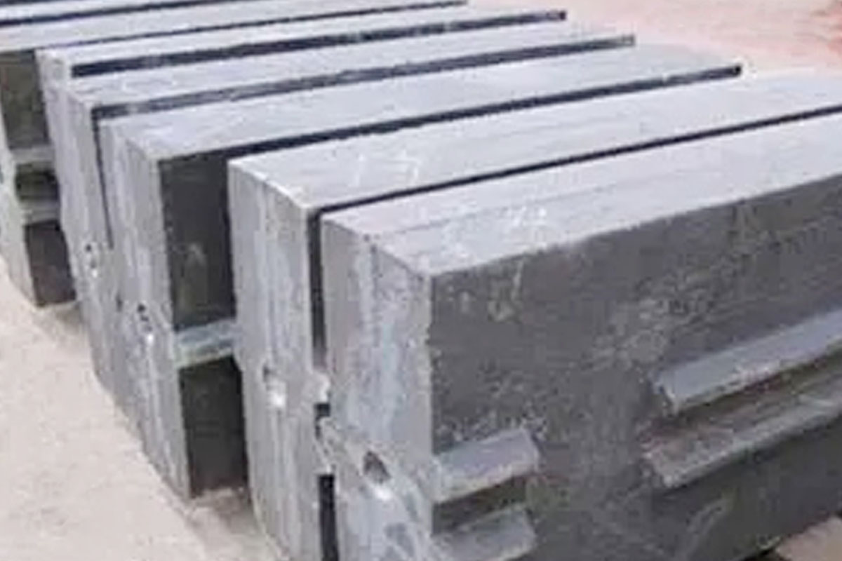 High-Manganese Steel Flat Hammer：Key Features & How to Choose